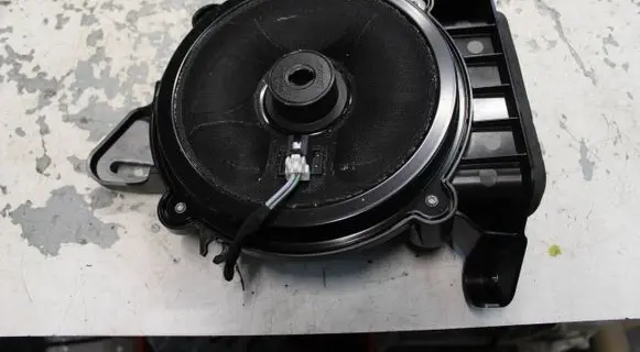 Renault Talisman Subwoofer speaker 281701528R