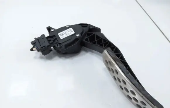 Opel Insignia A Accelerator throttle pedal 6PV00976500