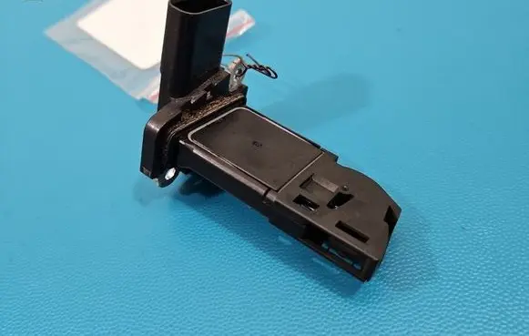 Ford Kuga I Mass air flow meter 7M5112B579BB IMPRK1535030