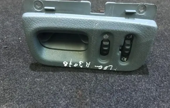 Renault Megane I Headlight level height control switch 7700841200