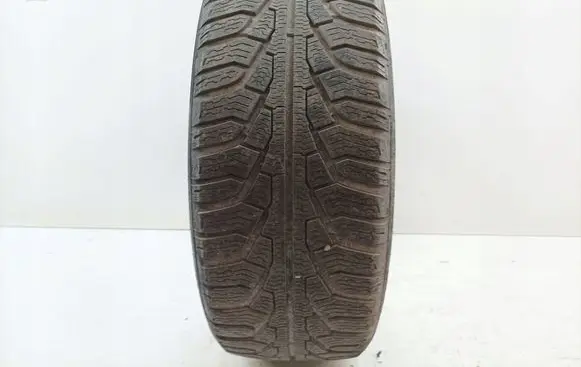 Volkswagen PASSAT B5 R17 winter tire 
