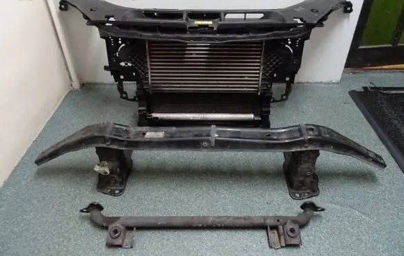 Mercedes-Benz ML W166 Radiator support slam panel