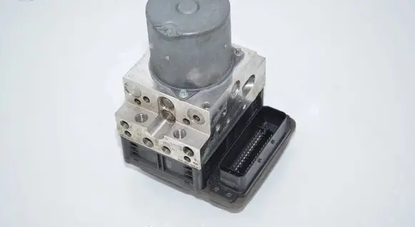BMW 5 F10 F11 ABS Pump 6852820 34516852821 6852821