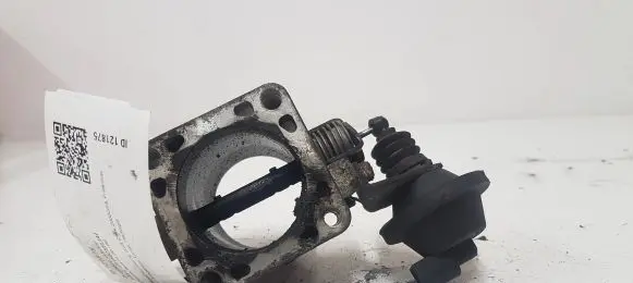 Hyundai Santa Fe Throttle valve 351002XXXX