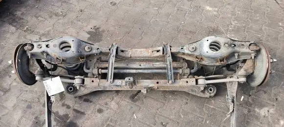 Toyota Auris E180 Rear axle beam 