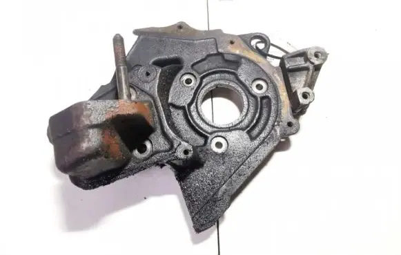 Volvo S40, V40 Engine mounting bracket 7700107639