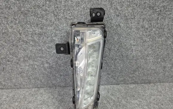 Suzuki Vitara (LY) LED Daytime headlight 5QH93F16602C
