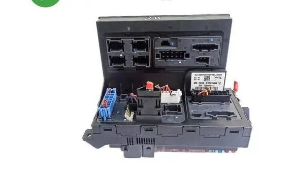 Mercedes-Benz E W211 Comfort/convenience module 2115453901 A2115451083 4RA00779307