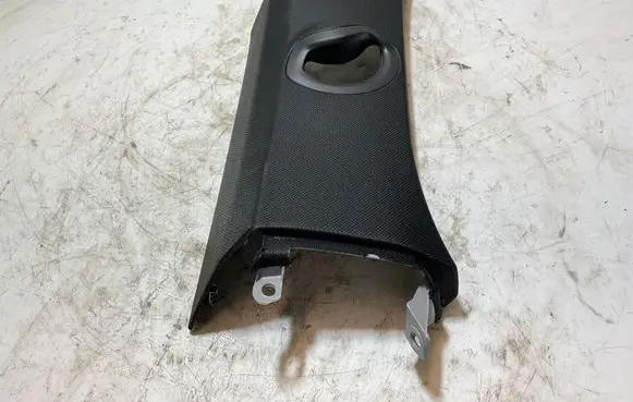 BMW X5 G05 (B) pillar trim (top) 5A0D9D301 1895302XXT 23768850