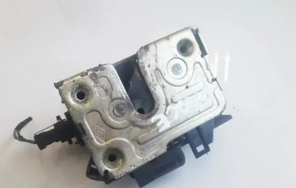 Renault Espace III Front door lock