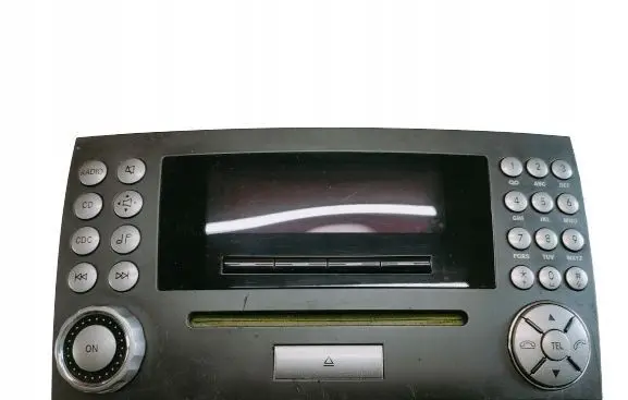 Mercedes-Benz SLK R171 Radio/CD/DVD/GPS head unit A1718200086