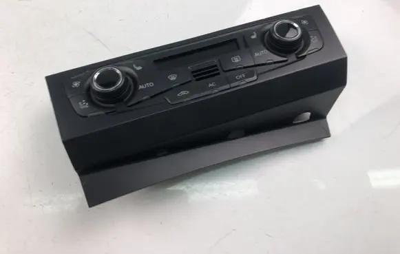 Audi A4 S4 B9 Climate control unit 8T1820043R