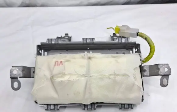 Toyota Prius (XW30) Passenger airbag 8214047060 TG08B02001