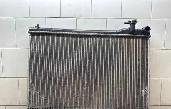 Infiniti FX Coolant radiator