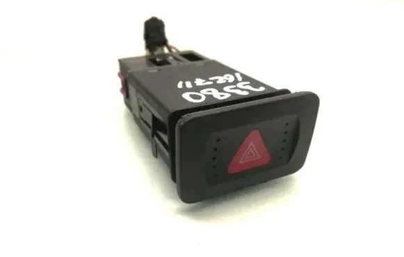 Volkswagen Golf IV Hazard light switch 1J0953235C