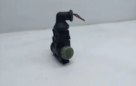 Volkswagen PASSAT B5 Turbo solenoid valve 1J0906283A