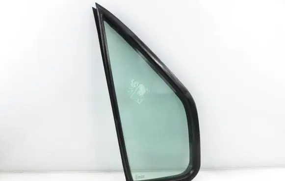 Opel Movano A Front triangle window/glass 