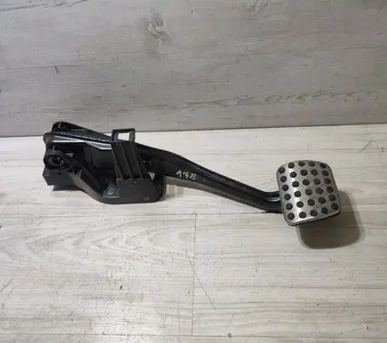 Mercedes-Benz CLA C117 X117 W117 Brake pedal A2462900500 1808602328268