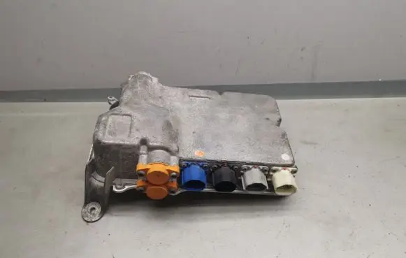 Tesla Model S Voltage converter/converter module 105989100C