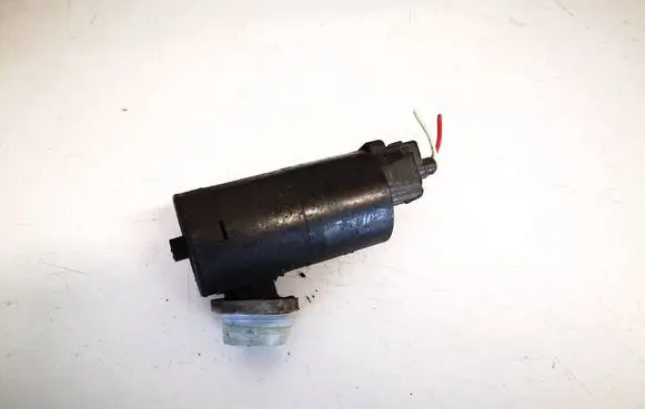 Toyota Avensis T270 Windscreen/windshield washer pump 100819a 30891