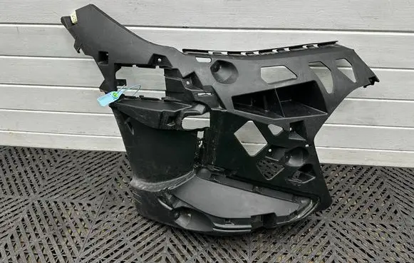BMW 3 G20 G21 Front bumper mounting bracket 8085474 15857711 G2021