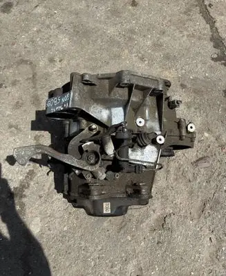 Volkswagen Polo Manual 5 speed gearbox GDN