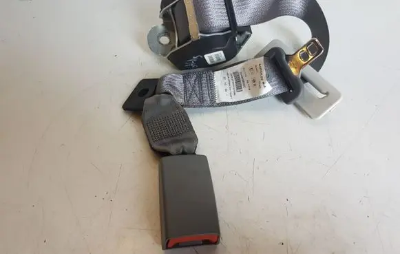 Chrysler Sebring (JS) Middle seatbelt (rear) E11041119 041119