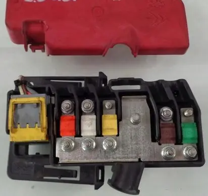 Citroen C5 Fuse box set 5628890 9662335380