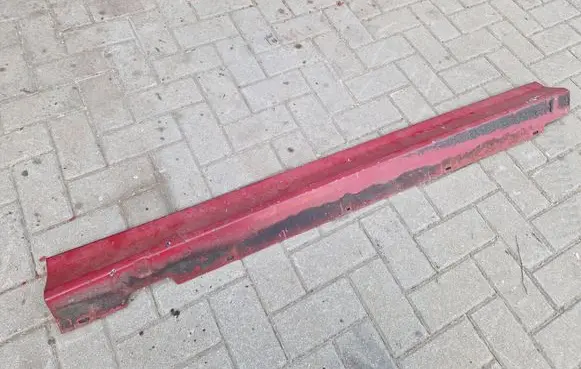 Volkswagen Golf I Side skirt front trim 155821512