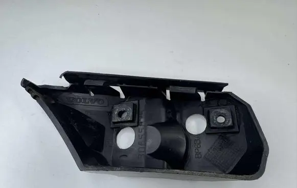 Volvo V50 Front bumper mounting bracket 30655875