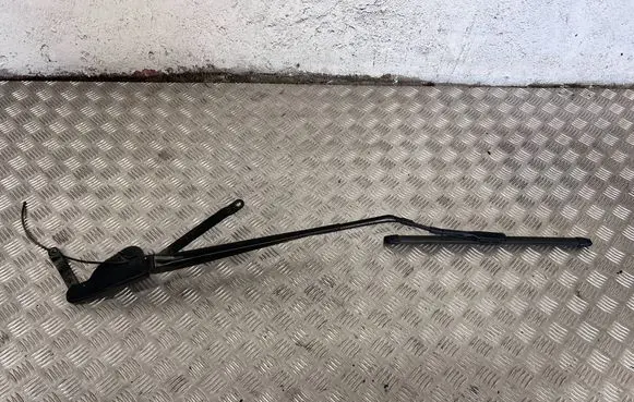 Tesla Model X Windshield/front glass wiper blade 104667000B