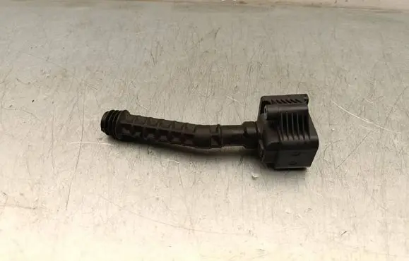 Volvo XC40 High voltage ignition coil 32140176