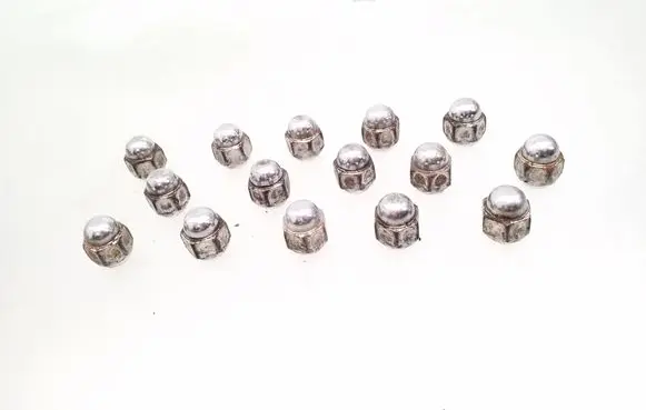 Nuts/bolts