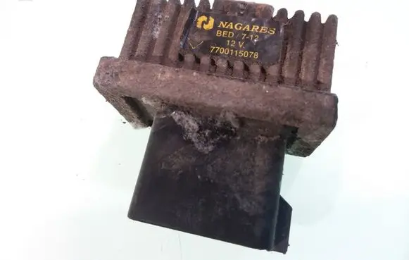 Renault Laguna II Glow plug pre-heat relay 7700115078