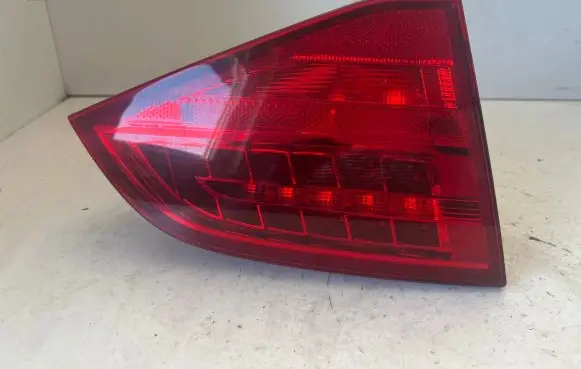 Audi A4 S4 B8 8K Tailgate rear/tail lights 181209L 8K9945093B