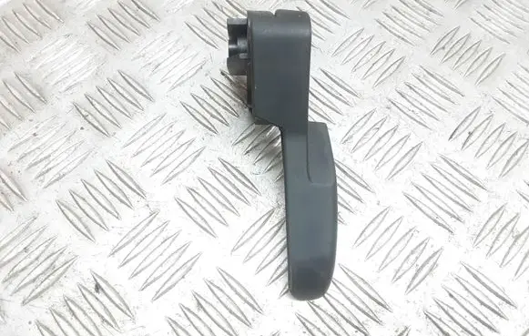 Volkswagen PASSAT B5 Engine bonnet (hood) release handle 3B1823533