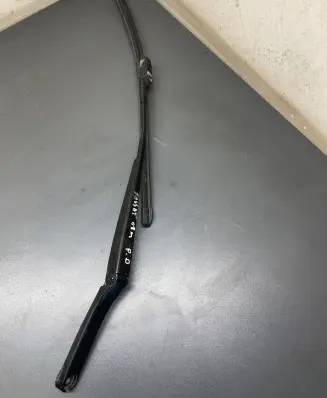 Volkswagen PASSAT B6 Front wiper blade arm 3C1955409C