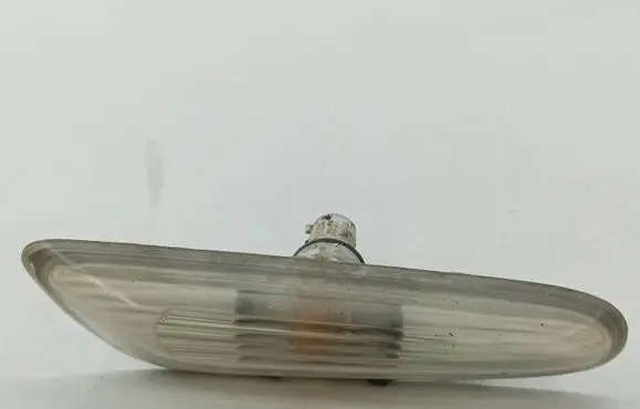 BMW 5 E60 E61 Front fender indicator light 8392104
