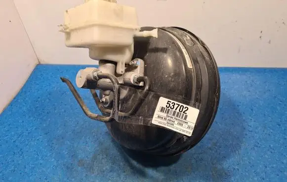 BMW X6 E71 Brake booster 32067474