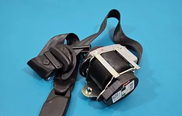 Maserati Quattroporte Front seatbelt 622239100 IMPRK1535195