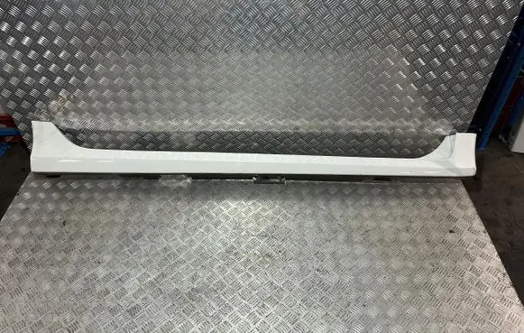 Honda Civic X Front sill (body part) DG18652