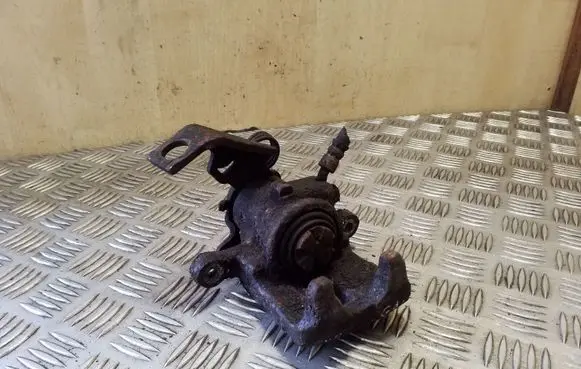 Rear brake caliper