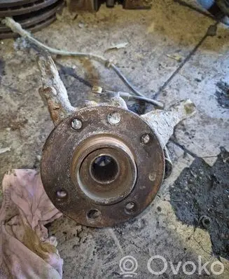 Opel Meriva A Front wheel hub spindle knuckle 95328739