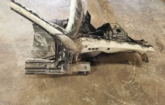 Mercedes-Benz SL R230 Front quarter panel 