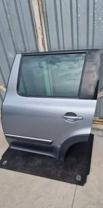Skoda Yeti (5L) Rear door 