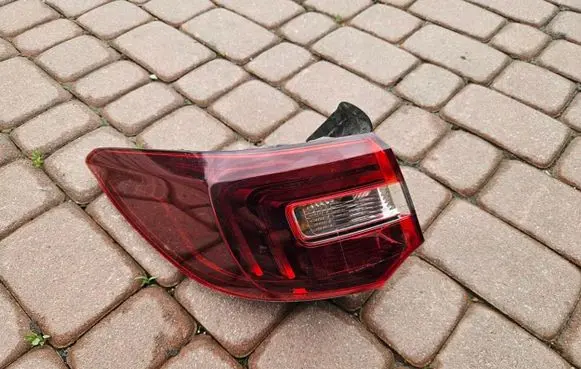 Opel Grandland X Rear/tail lights YP00098380