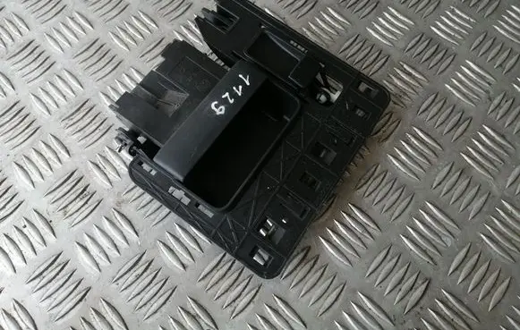 Volkswagen Transporter - Caravelle T5 Sliding door interior handle 7H0829309