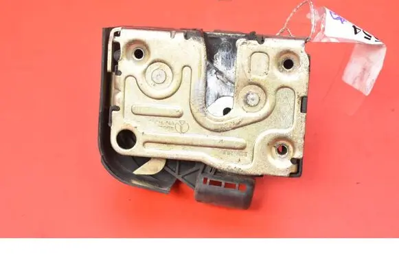Renault Megane I Front door lock