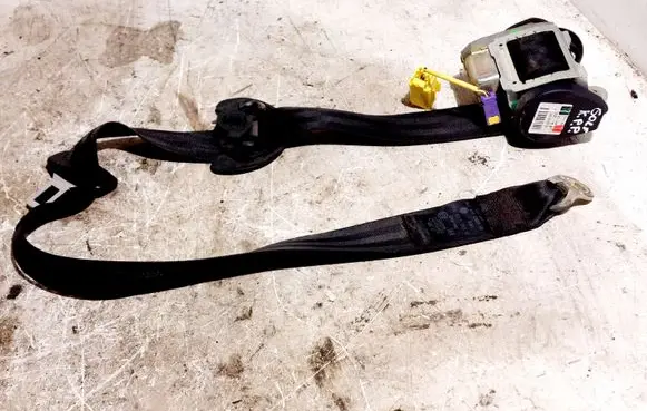 Volkswagen Golf V Front seatbelt 1K4857705D