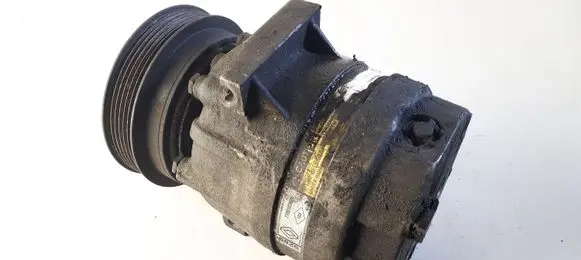 Renault Scenic I Air conditioning (A/C) compressor (pump) 7700103536